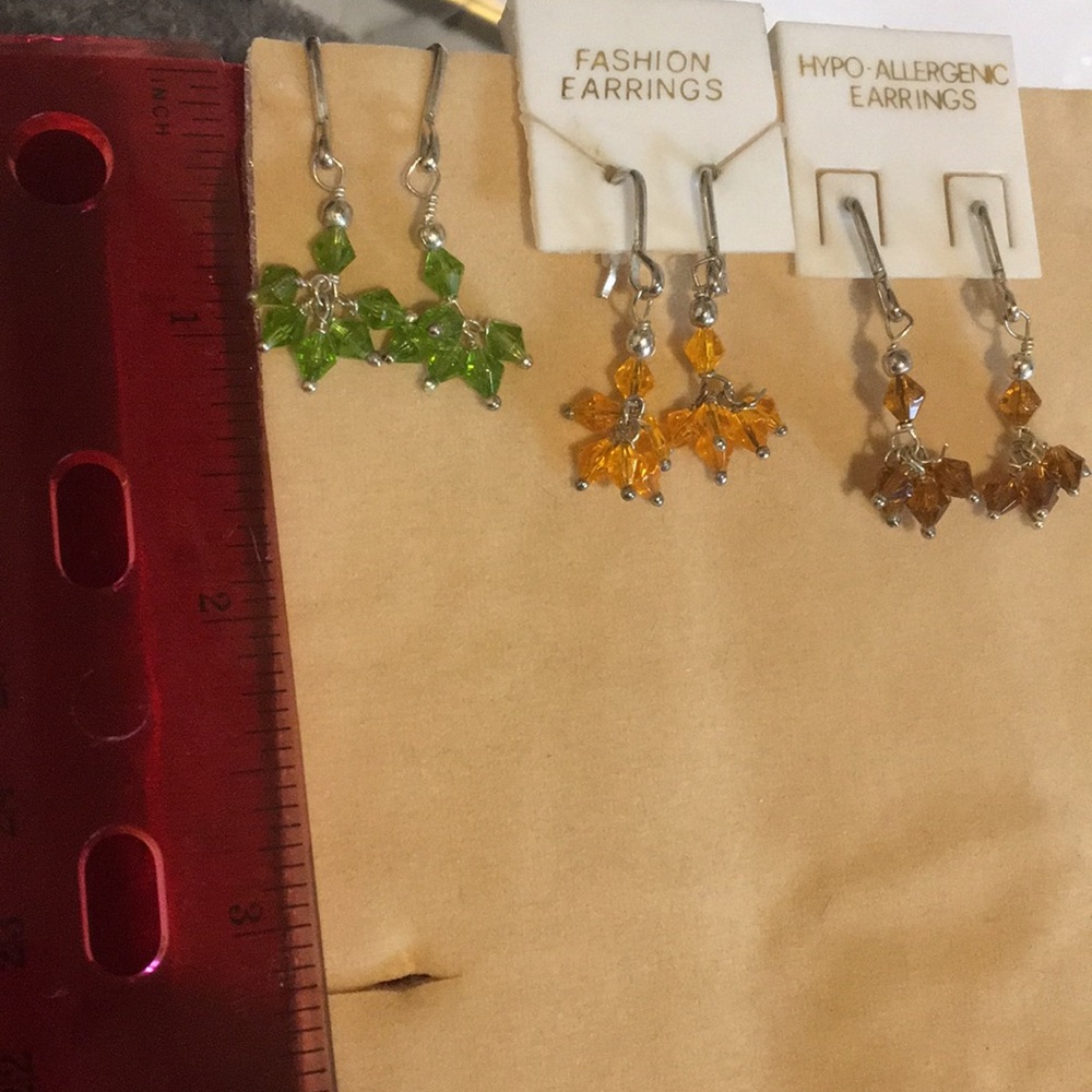 Earrings - Picture 2 of 4